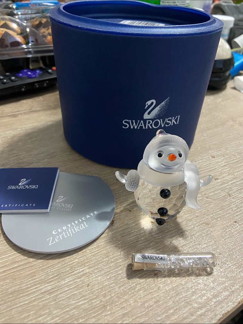 Vintage SWAROVSKI SILVER CRYSTAL 7475 NR 000 605 SNOWMAN Figurine w Original Box